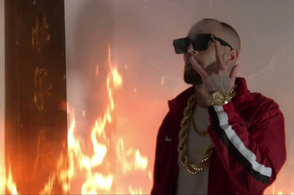 Videoclip "Makinon"